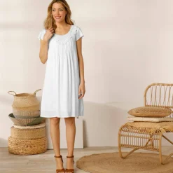 Robe décolleté macramé unie
