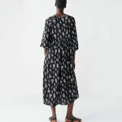 Robe longue boutonnée, imprimée