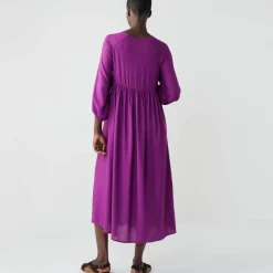 Robe longue boutonnée, unie