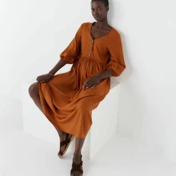 Robe longue boutonnée, unie