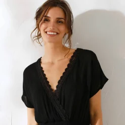 Robe longue crépon, détail macramé