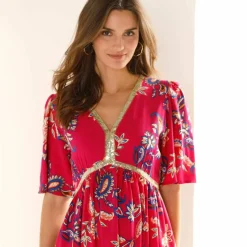 Robe longue imprimée, détails sequins