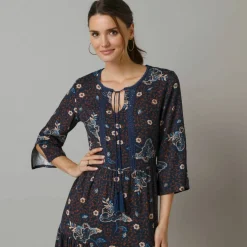 Robe longue imprimée, manches 3/4, détails macramé