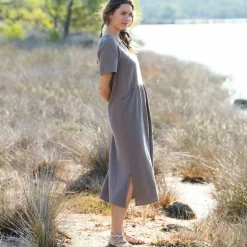 Robe longue unie col V, gaze de coton