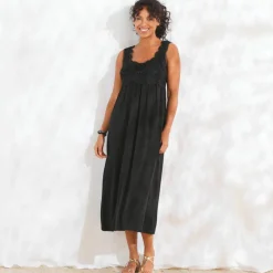 Robe à plastron macramé