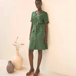 Robe saharienne boutonnée unie, manches courtes