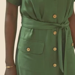 Robe saharienne boutonnée unie, manches courtes