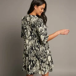 Robe évasée à volants, imprimé ethnique bicolore