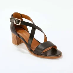 Sandales en cuir à talon