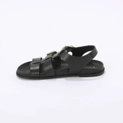 Sandales plates en cuir