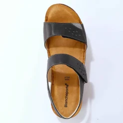 Sandales scratchées largeur confort en cuir