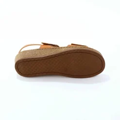 Sandales scratchées largeur confort en cuir