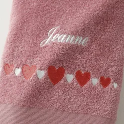 Serviettes de bain brodées cœurs, personnalisable