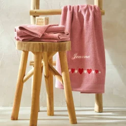 Serviettes de bain brodées cœurs, personnalisable