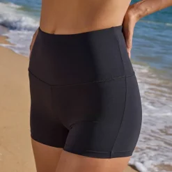 Short de bain uni gainant Ilaya