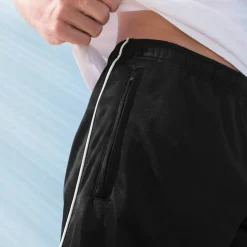 Short sport élastiqué