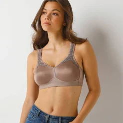 Soutien-gorge bonnets moulés Smoothly - sans armatures