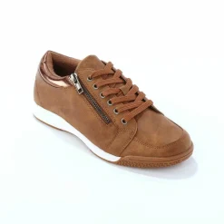 Tennis basses à lacets