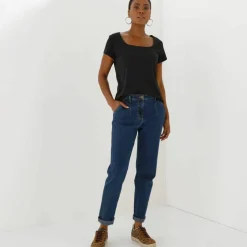 T-shirt col carré, manches courtes
