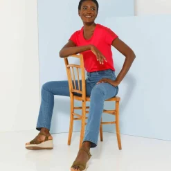 T-shirt col rond dentelle