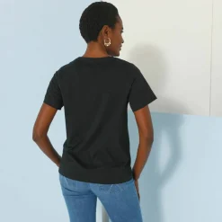 T-shirt col rond manches courtes, détail broderie anglaise