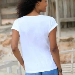 T-shirt imprimé placé