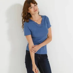 T-shirt manches courtes dentelle