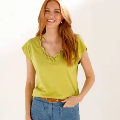 T-shirt uni, col V macramé