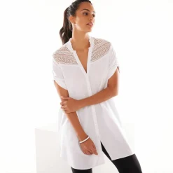 Tunique boutonnée macramé unie
