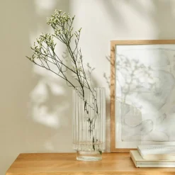 Vase en verre strié