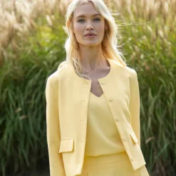 Veste courte de tailleur à col rond, unie