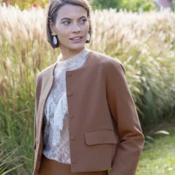 Veste courte de tailleur à col rond, unie