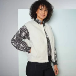 Veste sans manches, maille bouclette