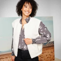 Veste sans manches, maille bouclette